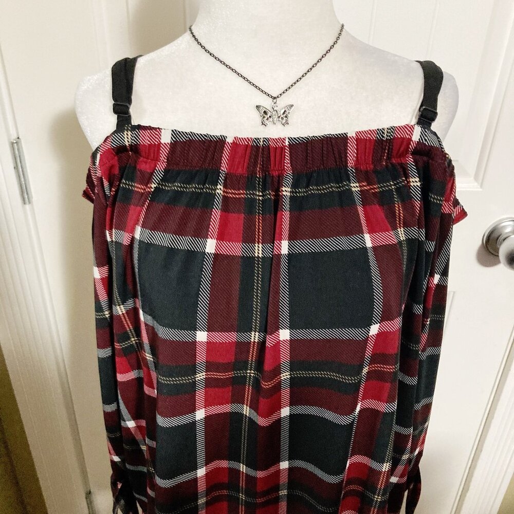 RICKI'S Plus-size black red white cold shoulder top ~ Goth XL 1X XXXL 2X blouse - Picture 3 of 14
